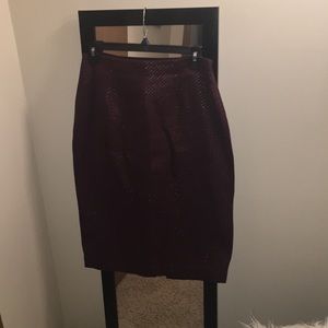 Plum textured pencil skirt